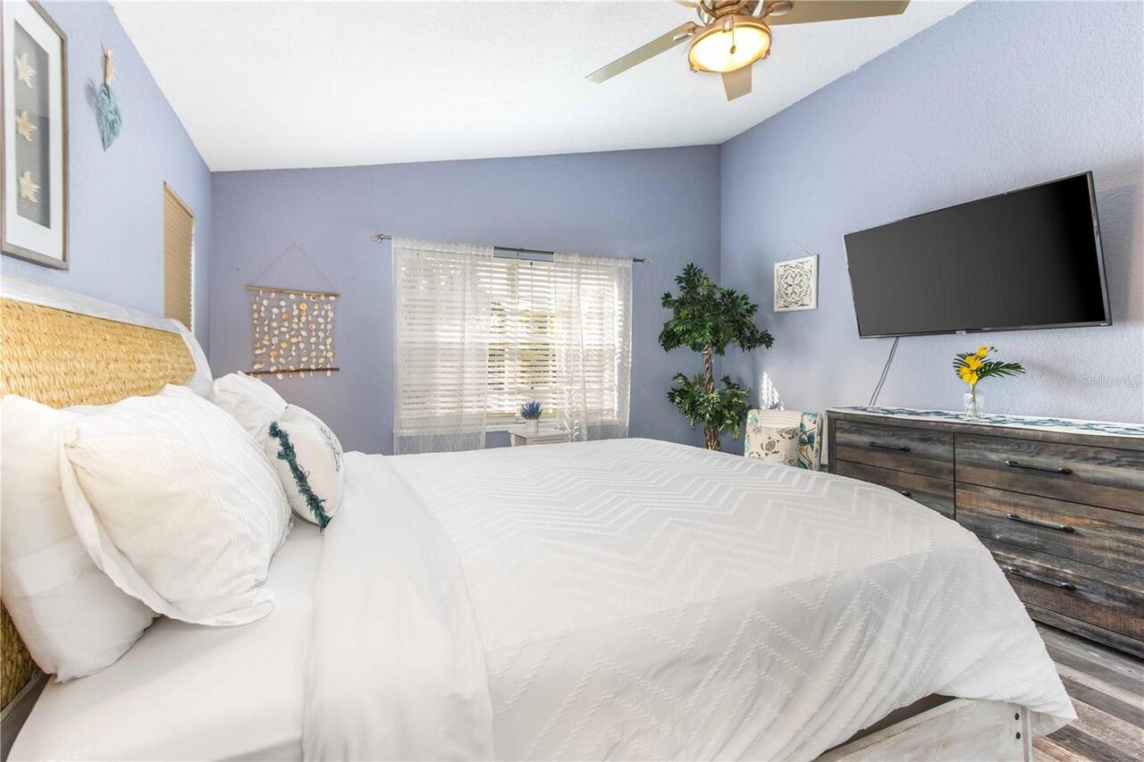 Listing Photo 33