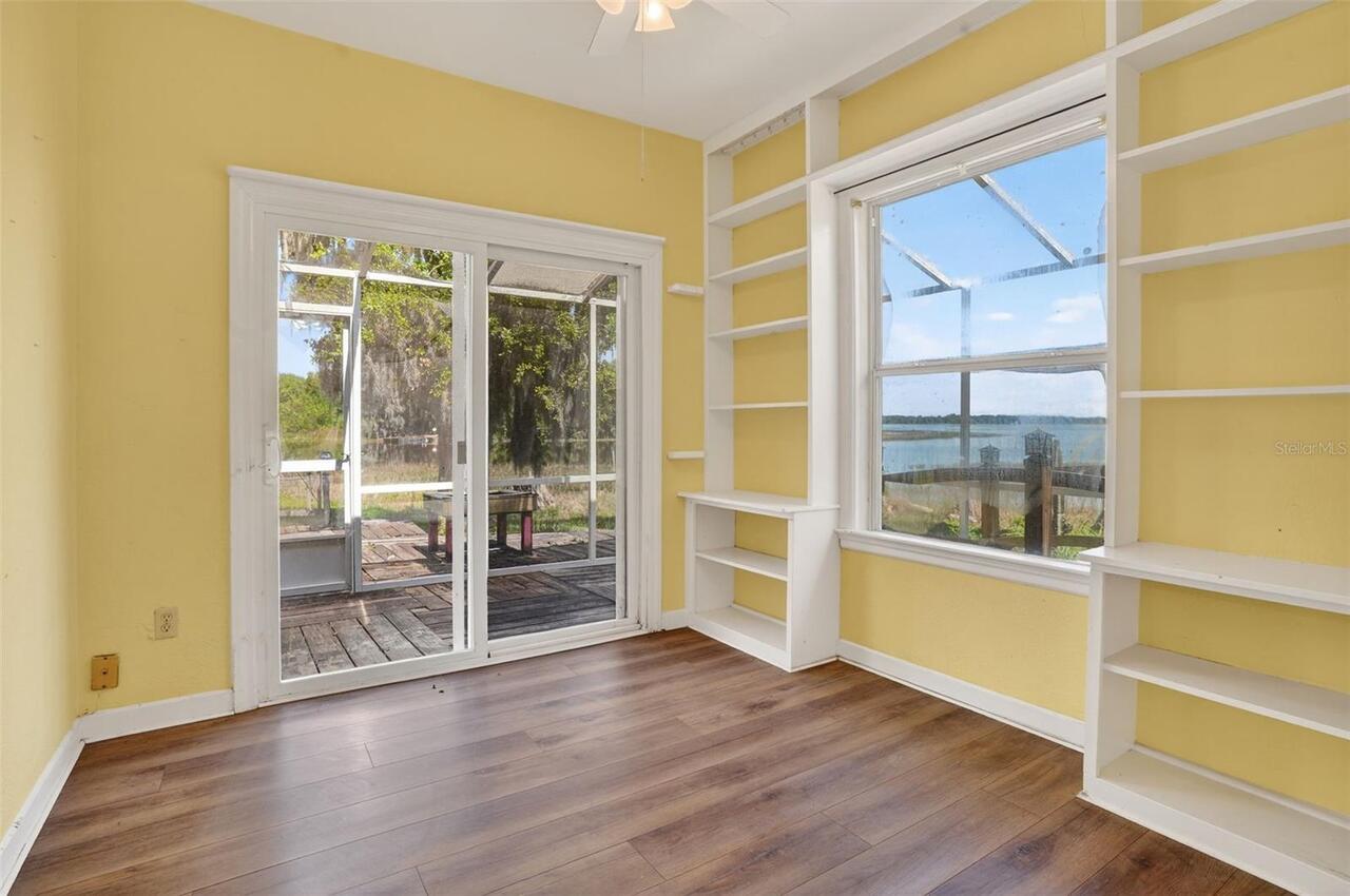 Listing Photo 11