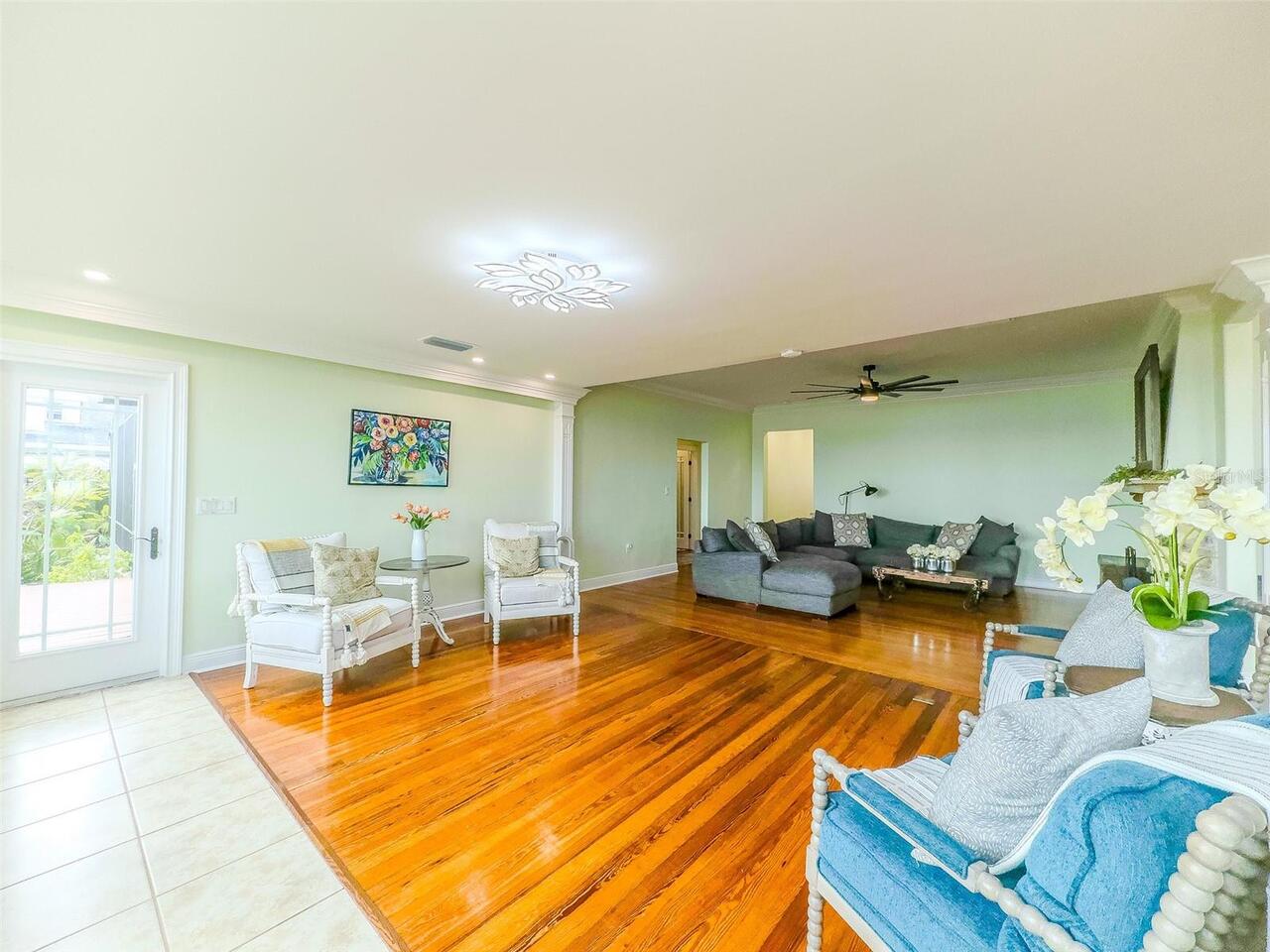 Listing Photo 17