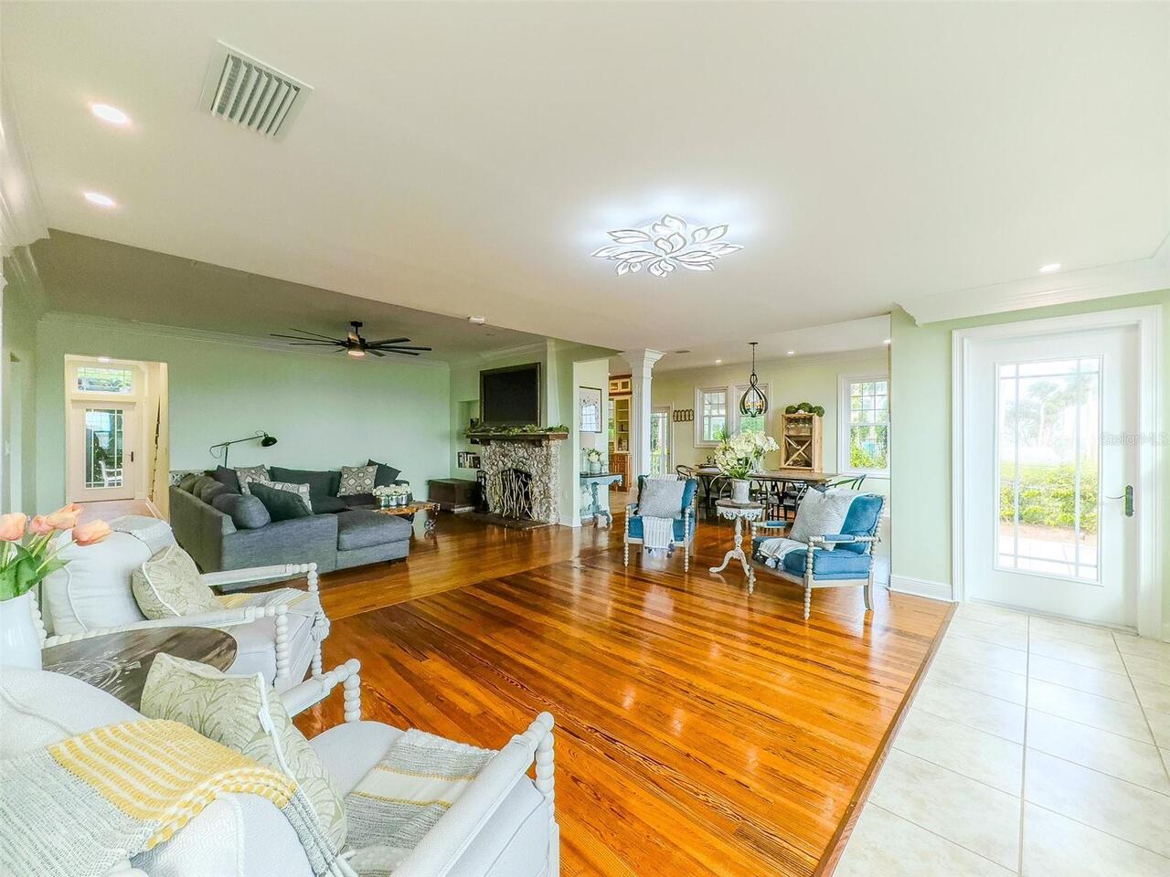 Listing Photo 18