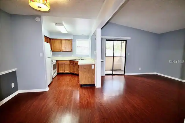 Listing Photo 7