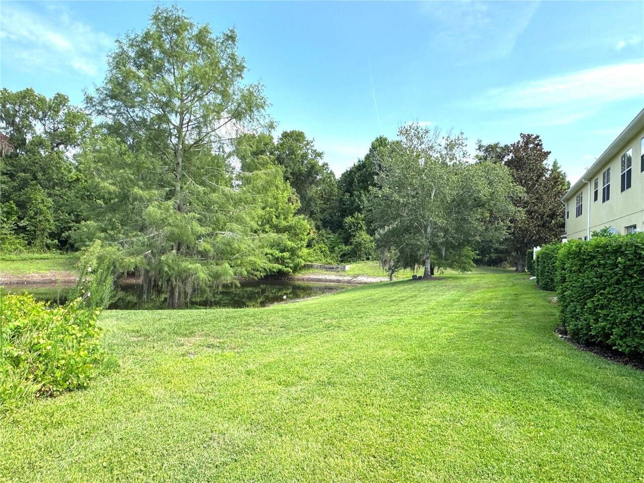 Listing Photo 11