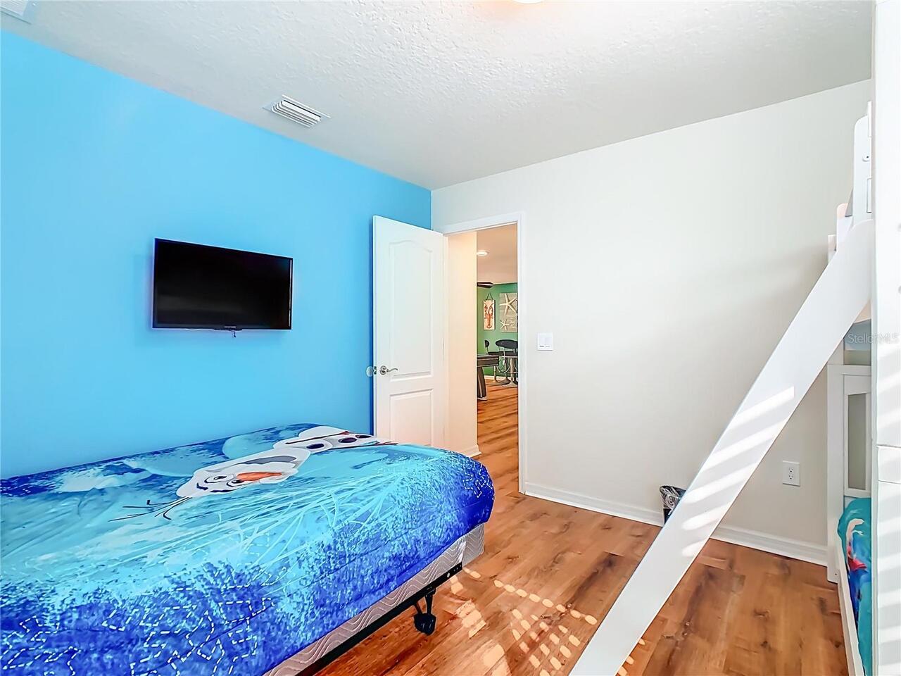 Listing Photo 24