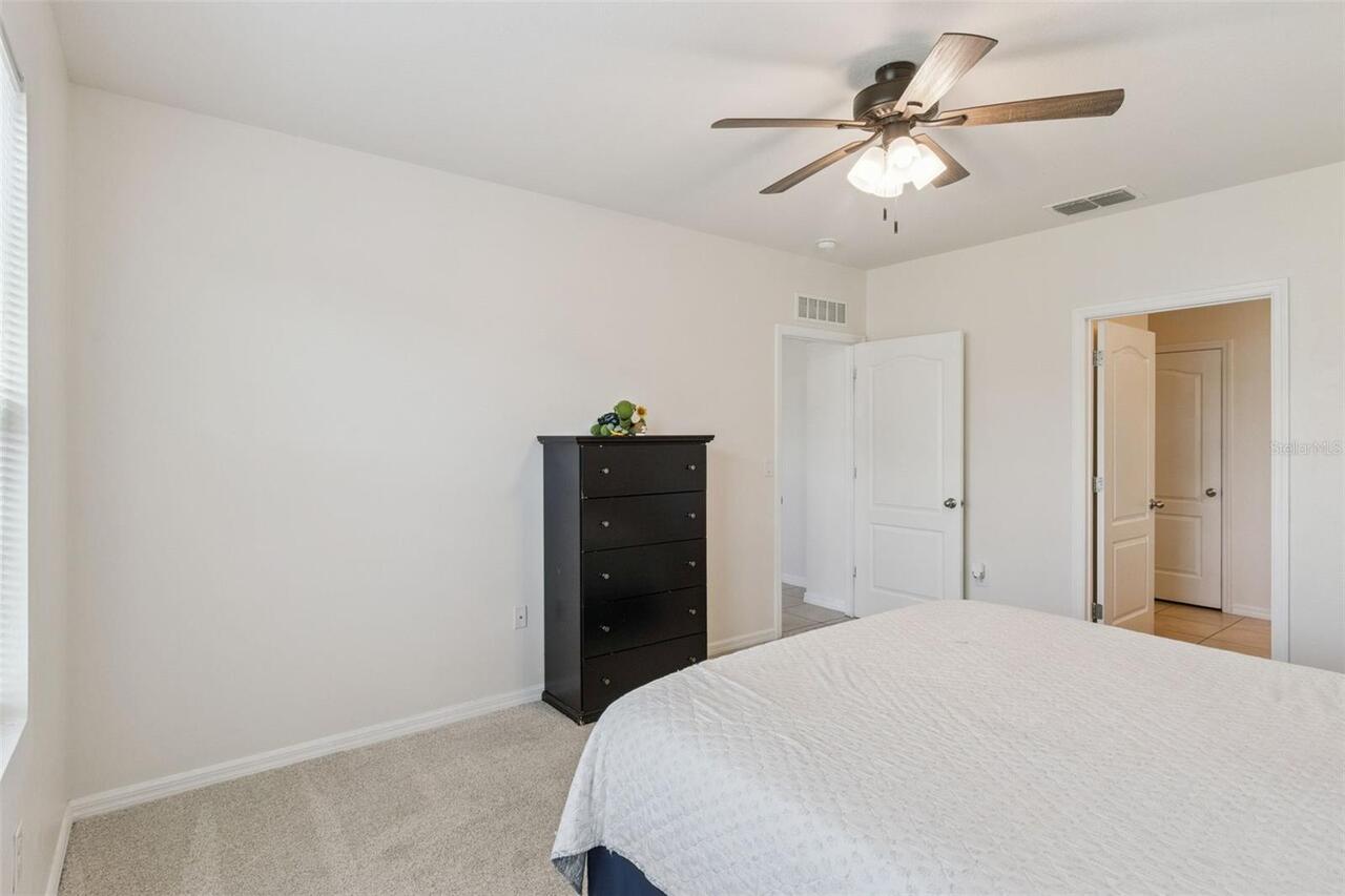 Listing Photo 14