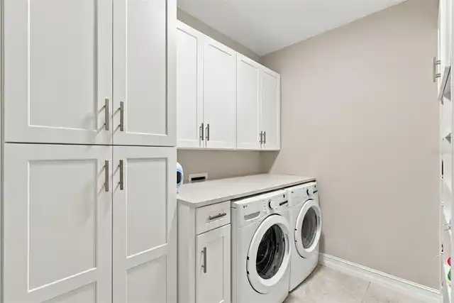 Listing Photo 12