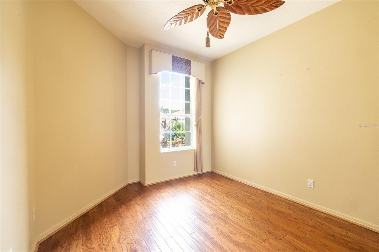 Listing Photo 18