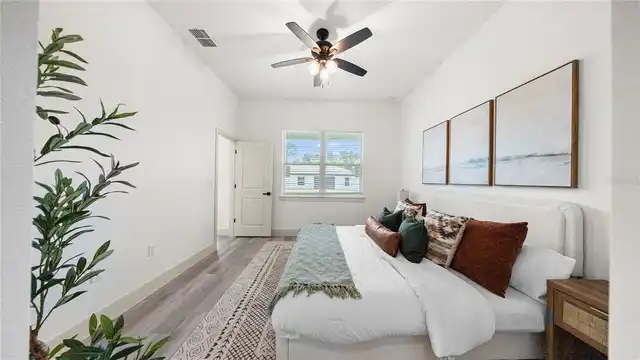 Listing Photo 22