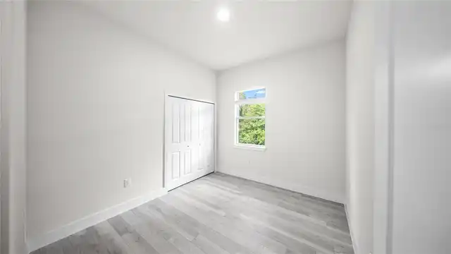 Listing Photo 33
