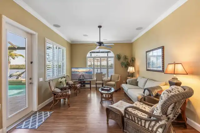 Listing Photo 19
