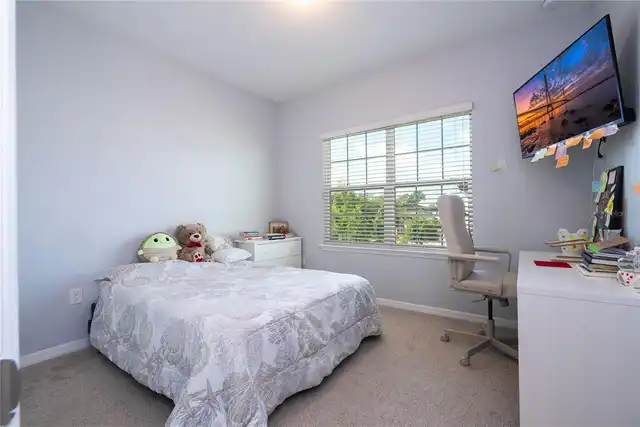 Listing Photo 22