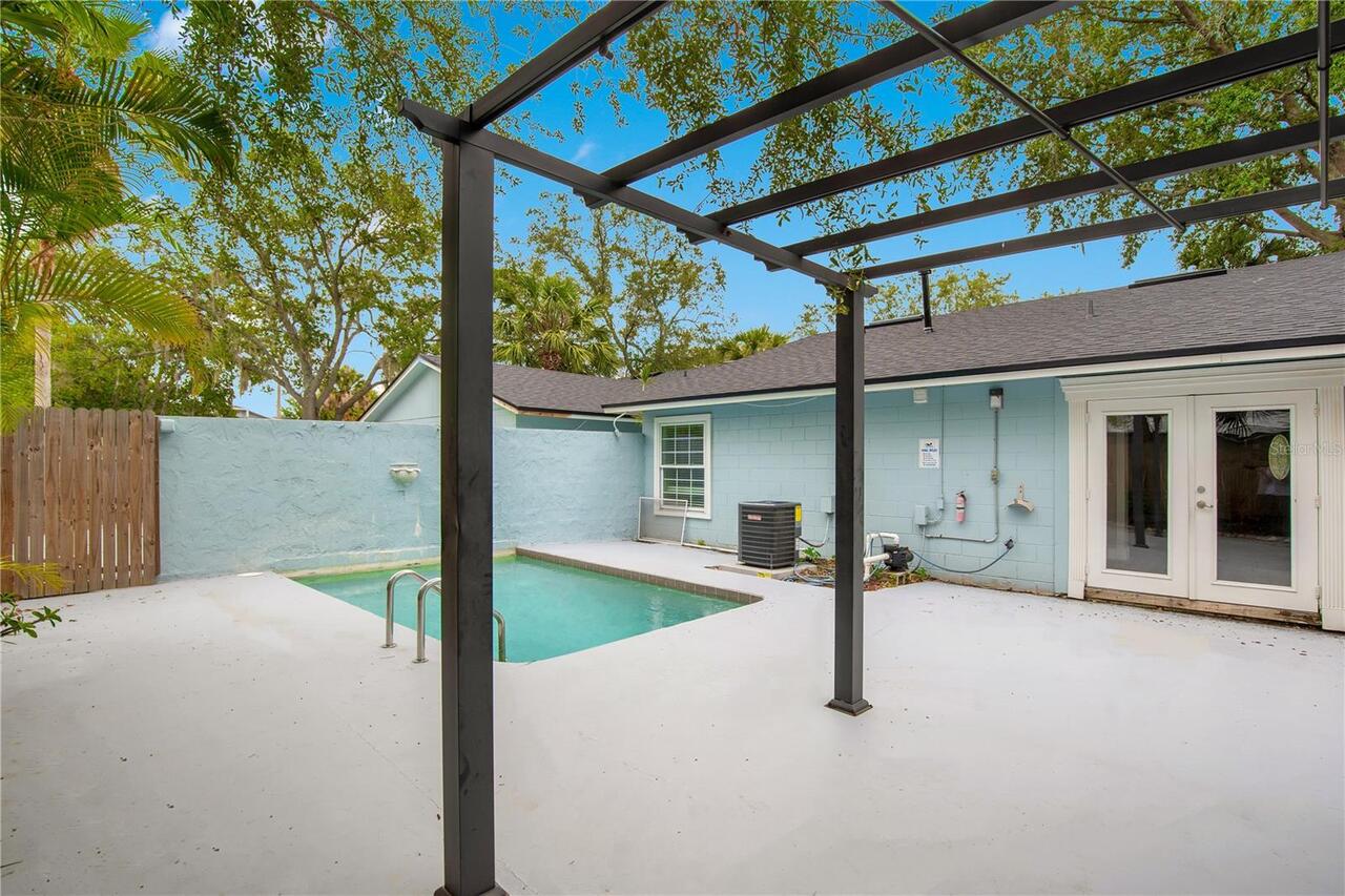Listing Photo 17