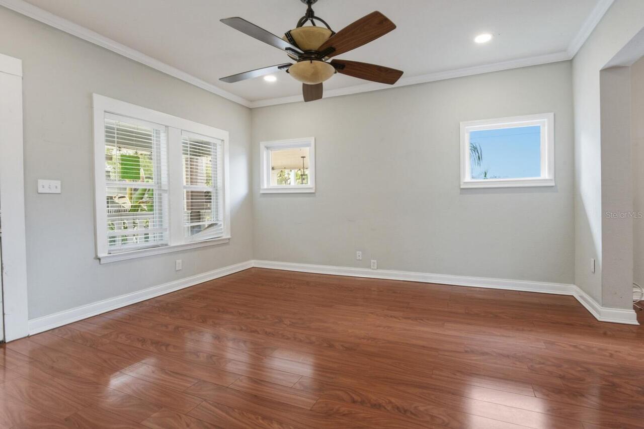 Listing Photo 7