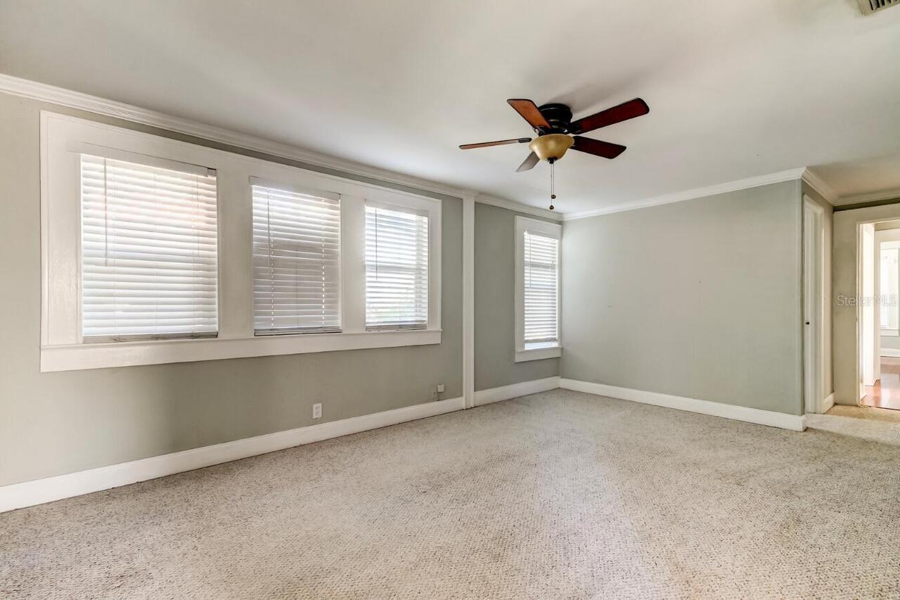 Listing Photo 14