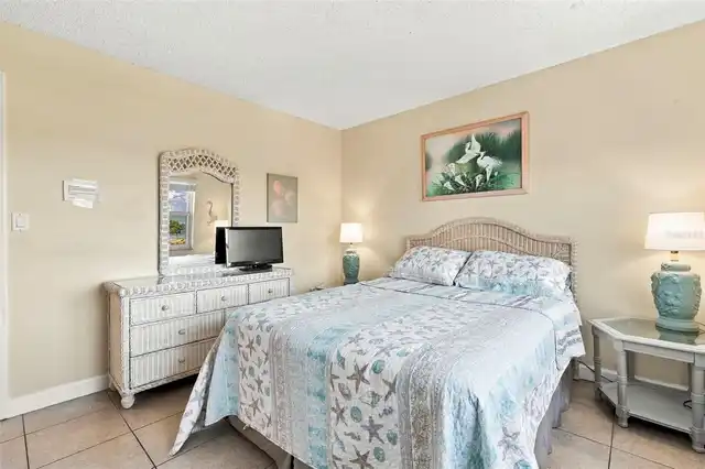 Listing Photo 24