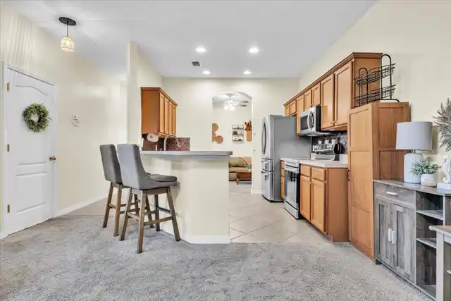 Listing Photo 8