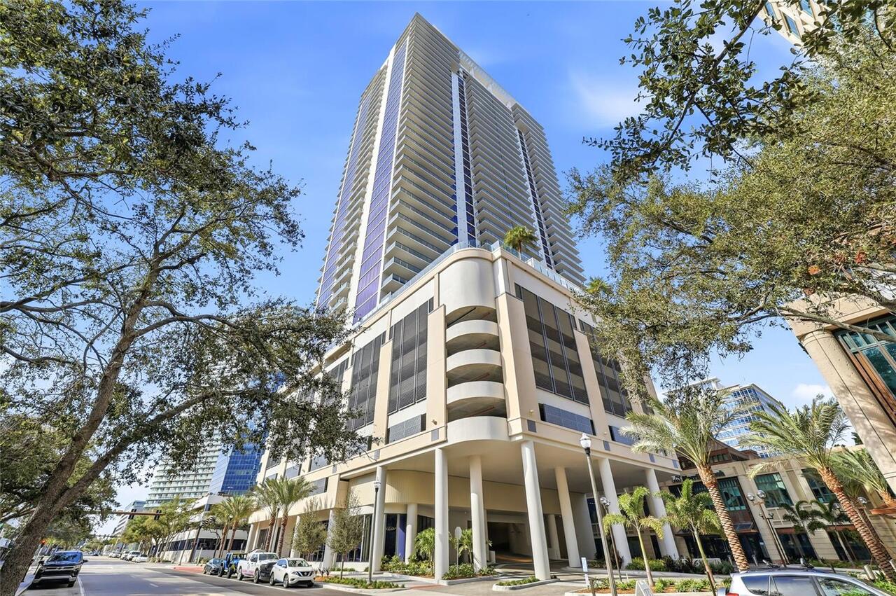 St Petersburg Real Estate