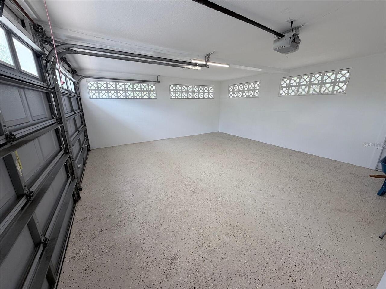 Listing Photo 18