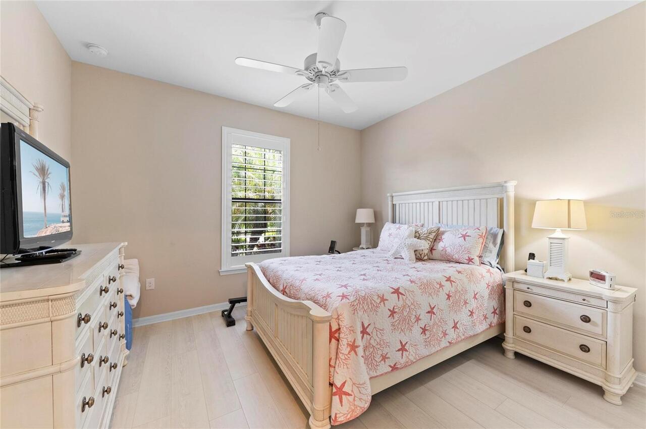Listing Photo 20