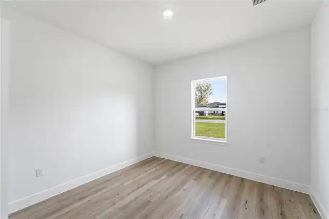 Listing Photo 24