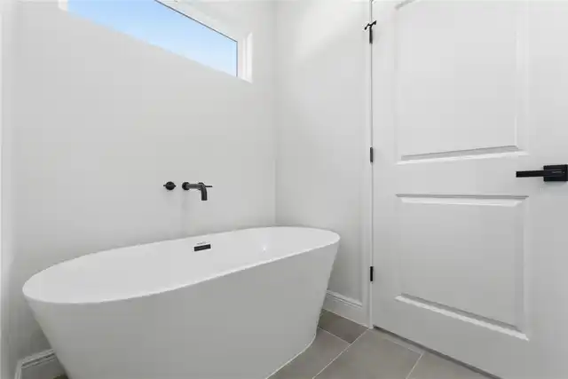 Listing Photo 39