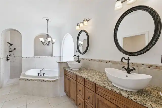Listing Photo 19