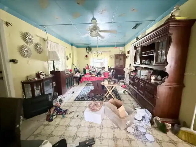Listing Photo 9