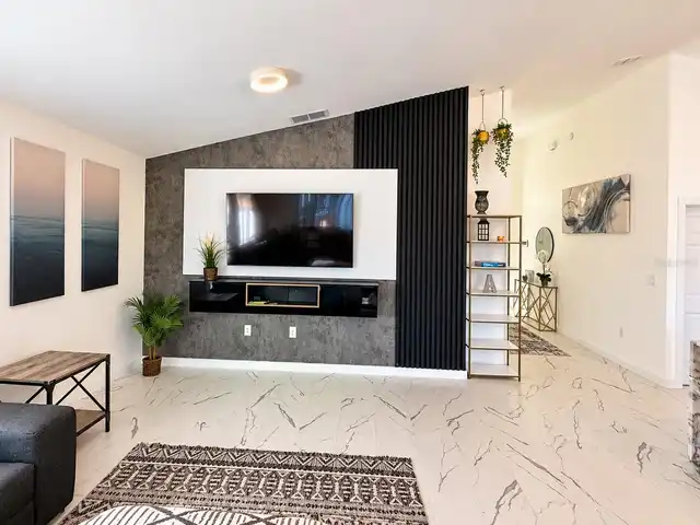 Listing Photo 13
