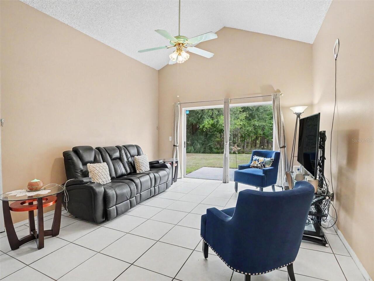 Listing Photo 14