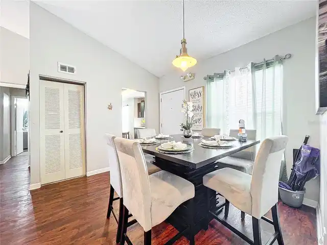 Listing Photo 7
