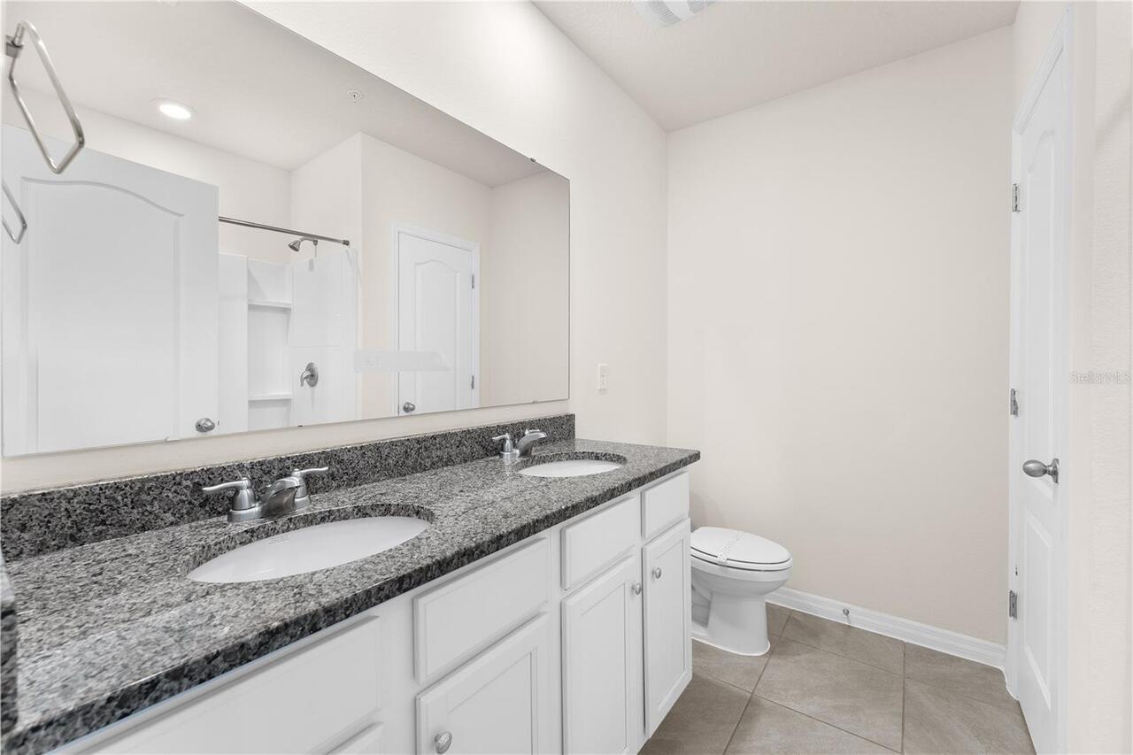 Listing Photo 14