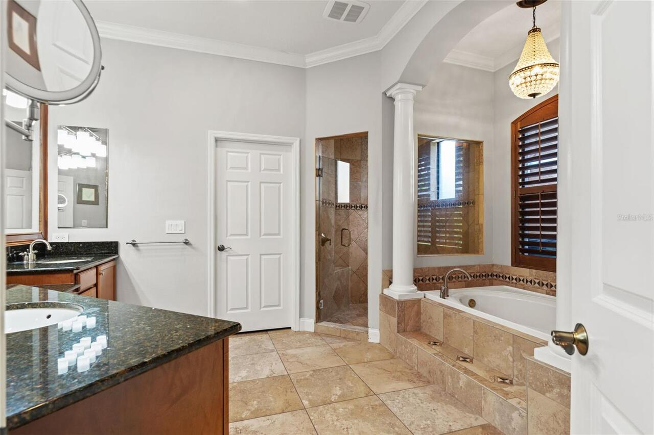 Listing Photo 14