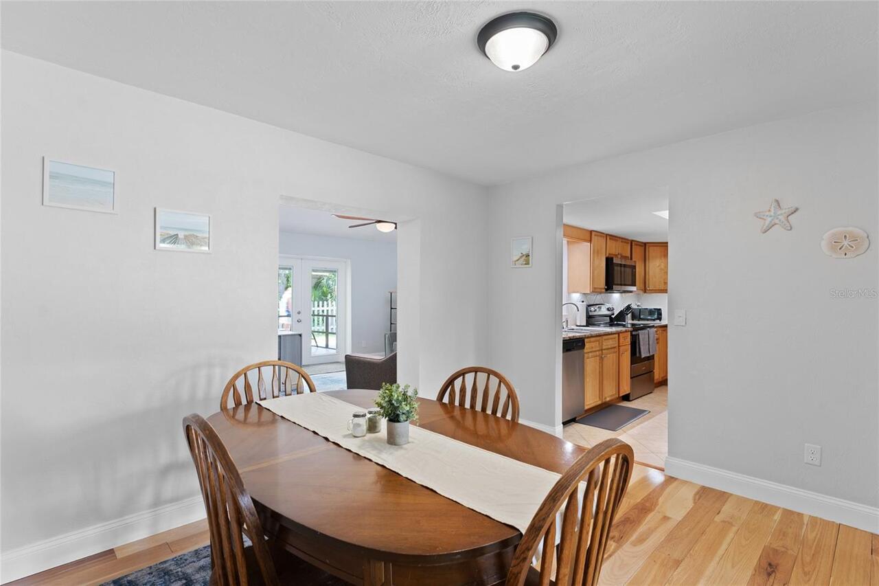 Listing Photo 16