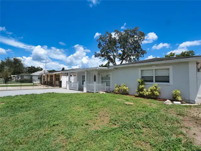 Listing Photo 7