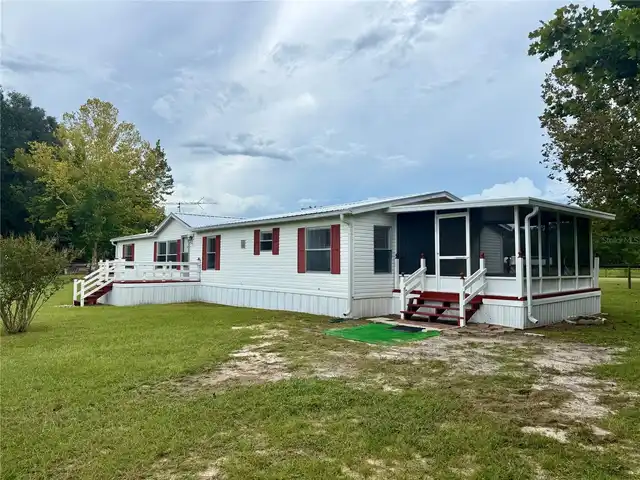 Listing Photo 8