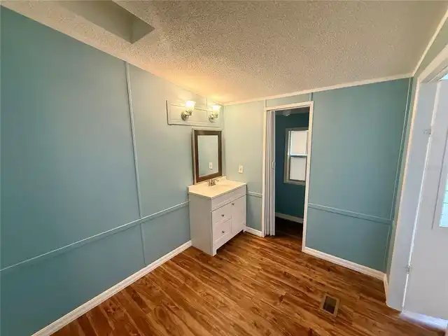 Listing Photo 39