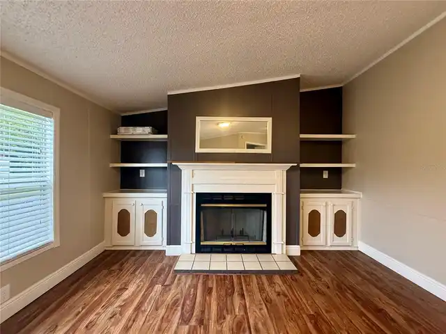 Listing Photo 43