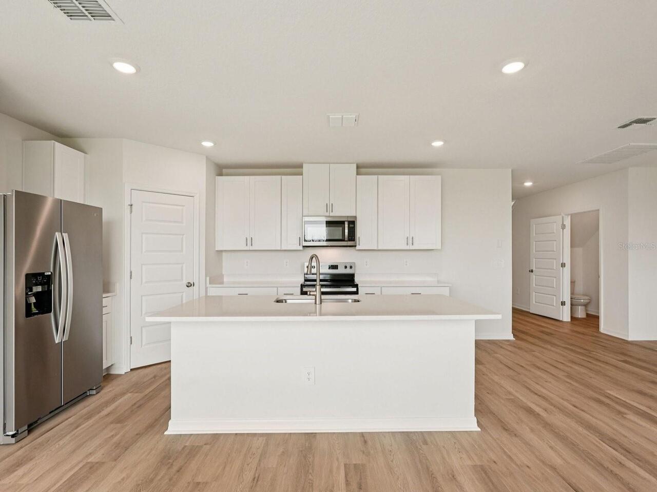 Listing Photo 7