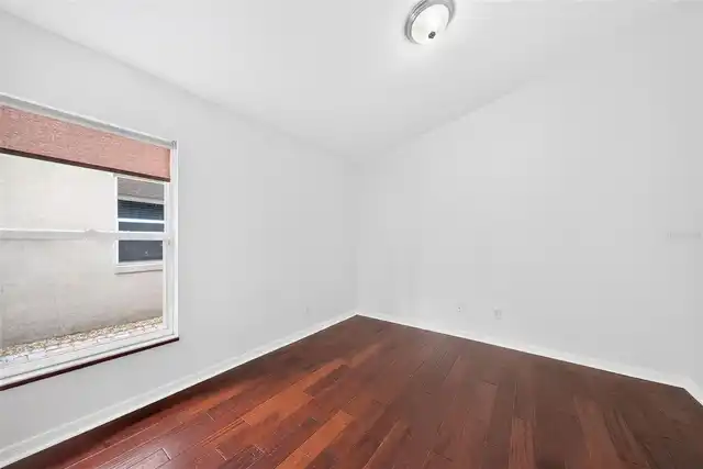 Listing Photo 33