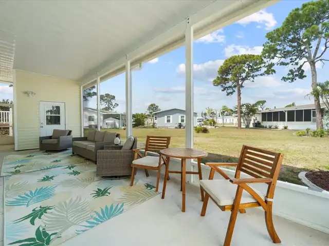Listing Photo 7