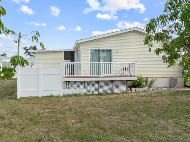 Listing Photo 42
