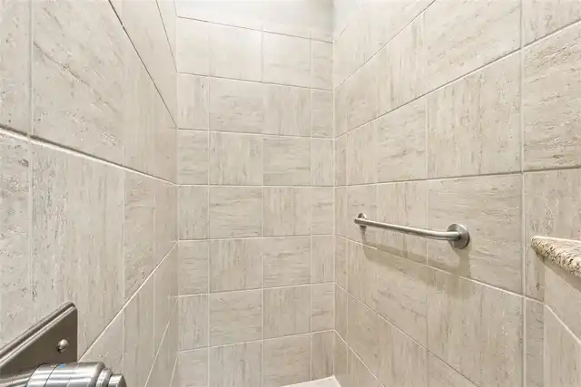 Listing Photo 43