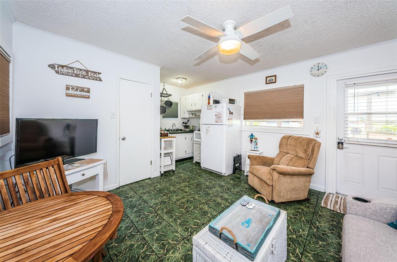 Listing Photo 10
