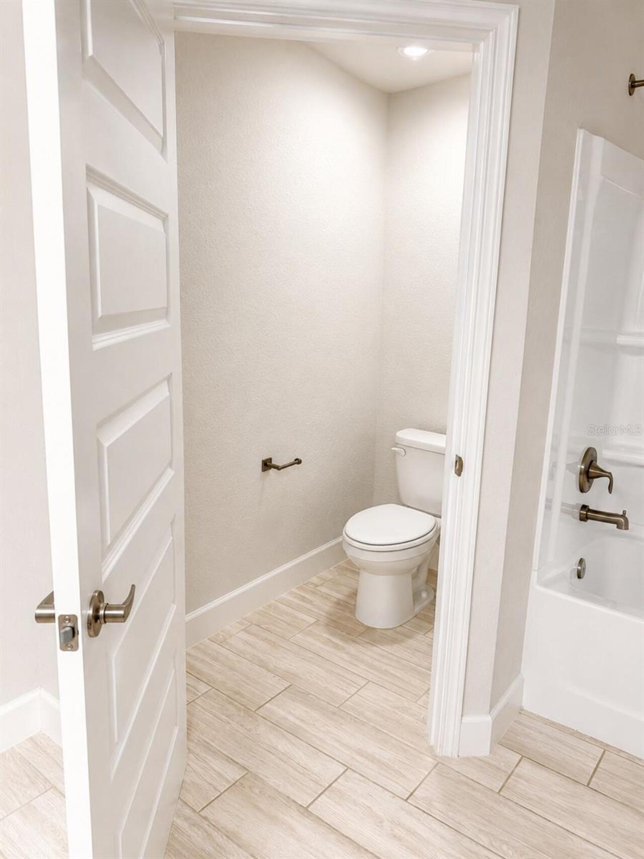 Listing Photo 28