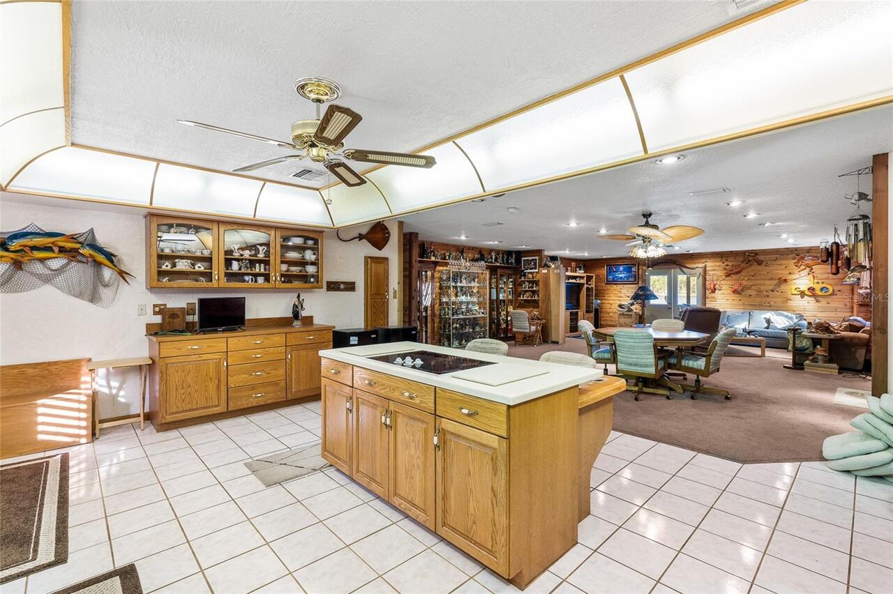 Listing Photo 15