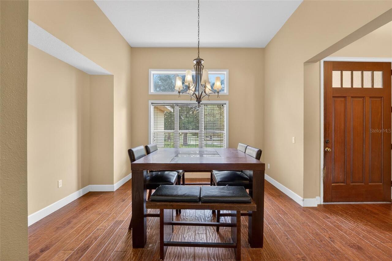 Listing Photo 9