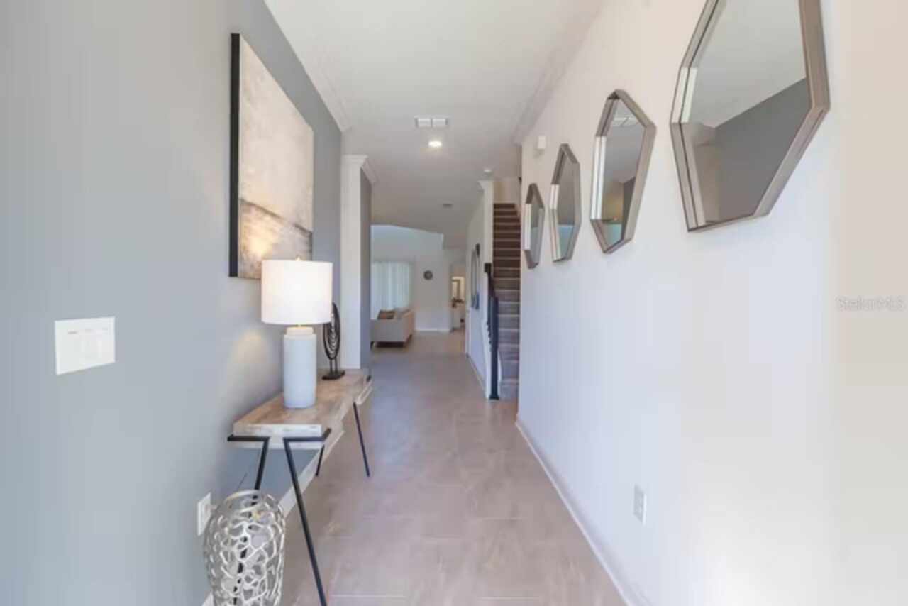 Listing Photo 9