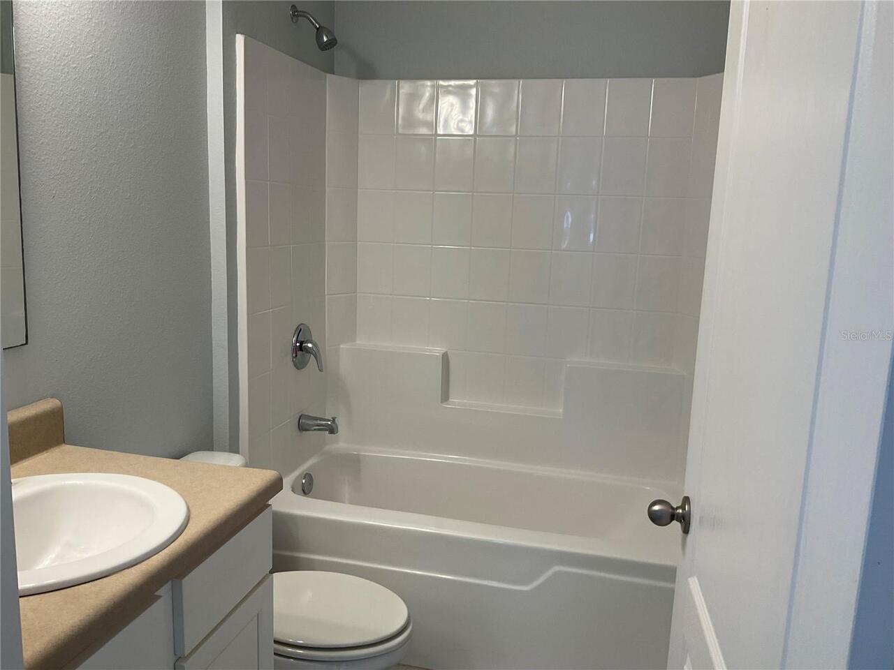 Listing Photo 14