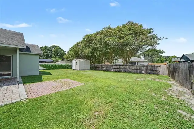 Listing Photo 16