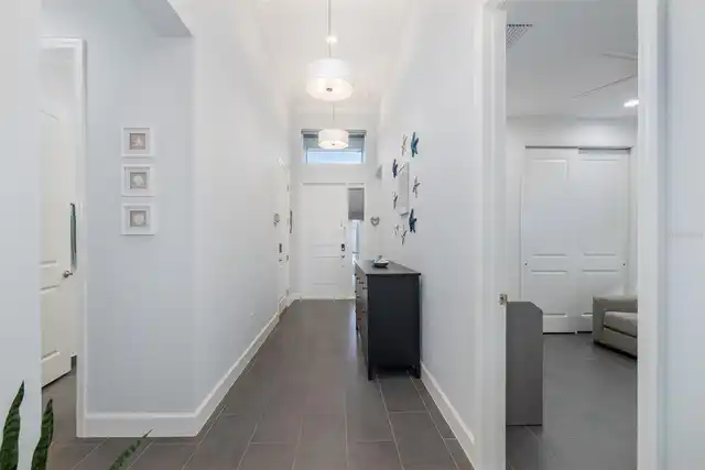 Listing Photo 8