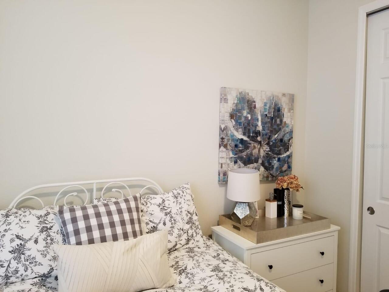 Listing Photo 16